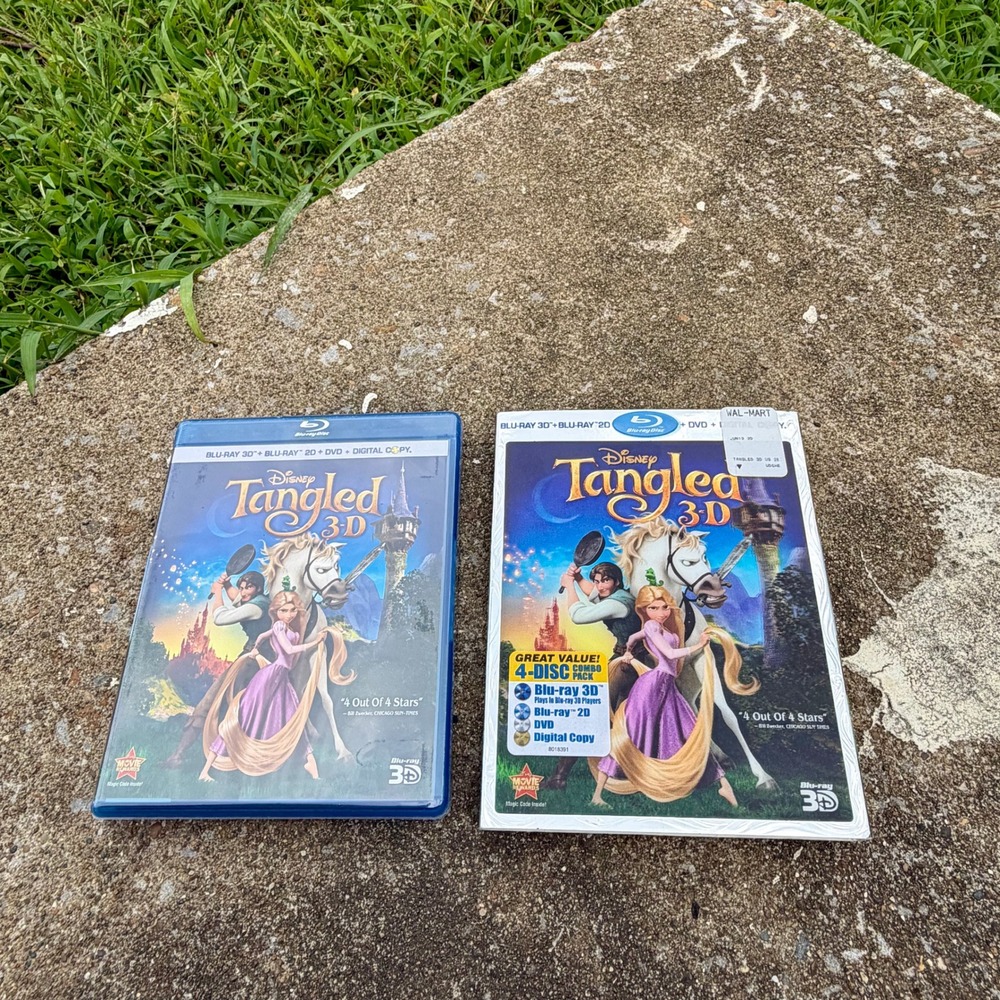 Disney Tangled 3D Blu-ray DVD Digital Copy 4-Disc Combo w Lenticular Slipcover‎